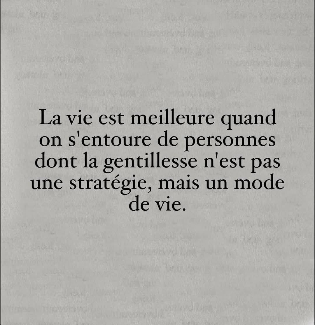Celui qui t'abandonne dans les moments difficiles n'a jamais été avec toi.